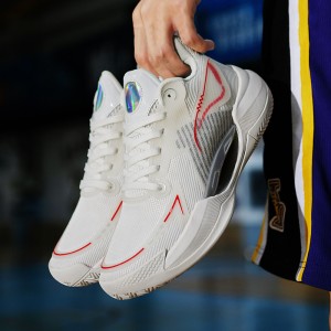 Trendy hollow-out couple's outdoor basketball shoes